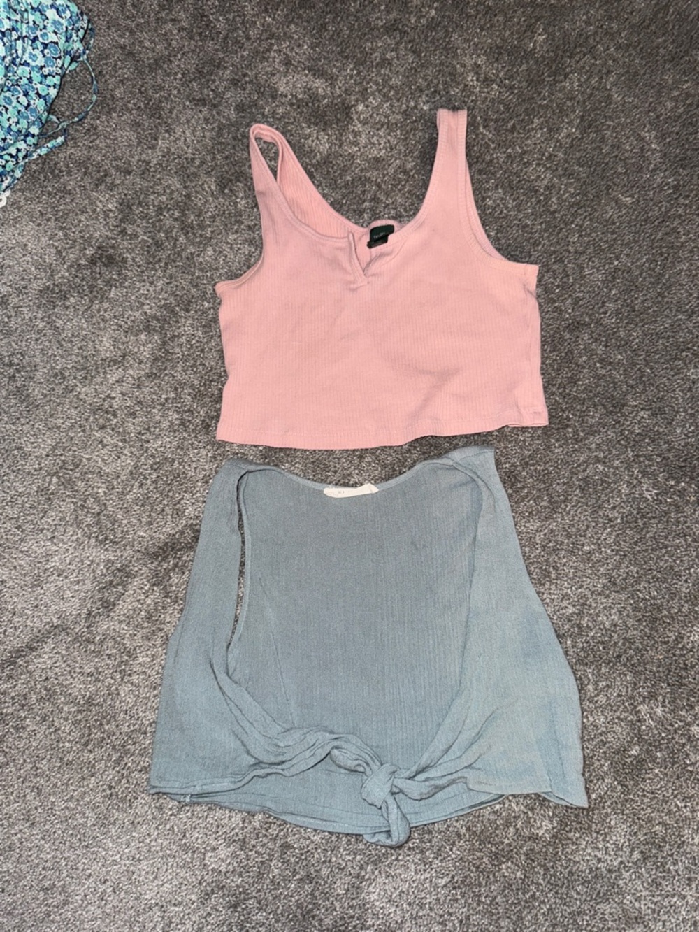 BUNDLE pink crop tank and blue tie top